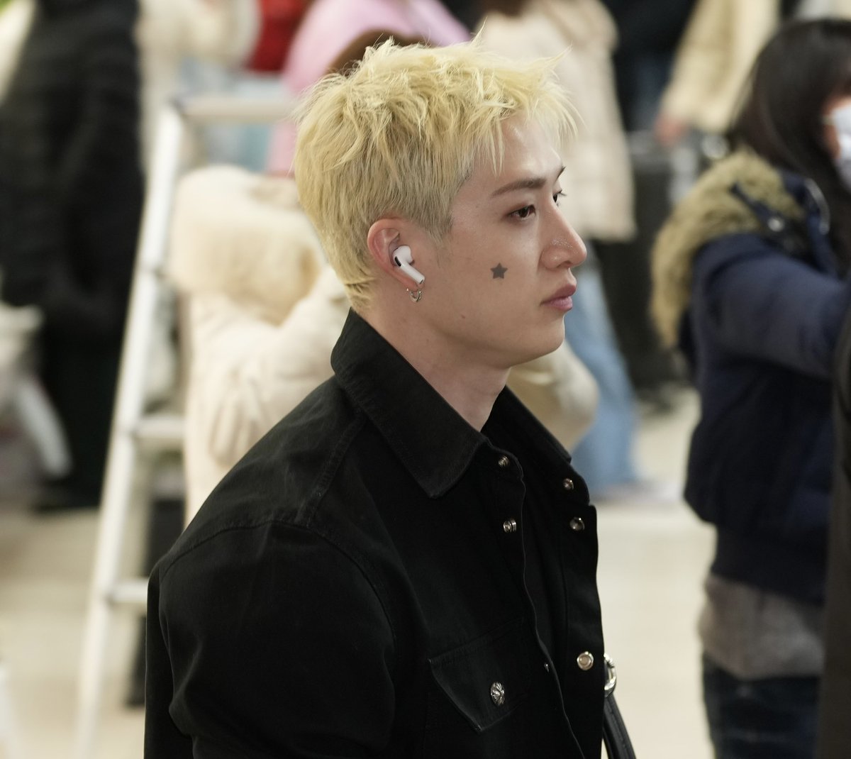 smts708's tweet photo. 260202 김포공항 입국길 #StrayKids #스트레이키즈 #BANGCHAN #방찬 https://t.co/Kva4Wkin8K