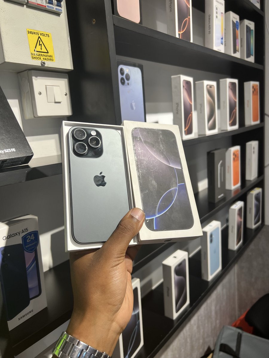 iPhone 16 Pro 128GB 📱
BH 99% 🔋
Free accessories 🎁
1 year warranty ✅
105,000 💰🔥