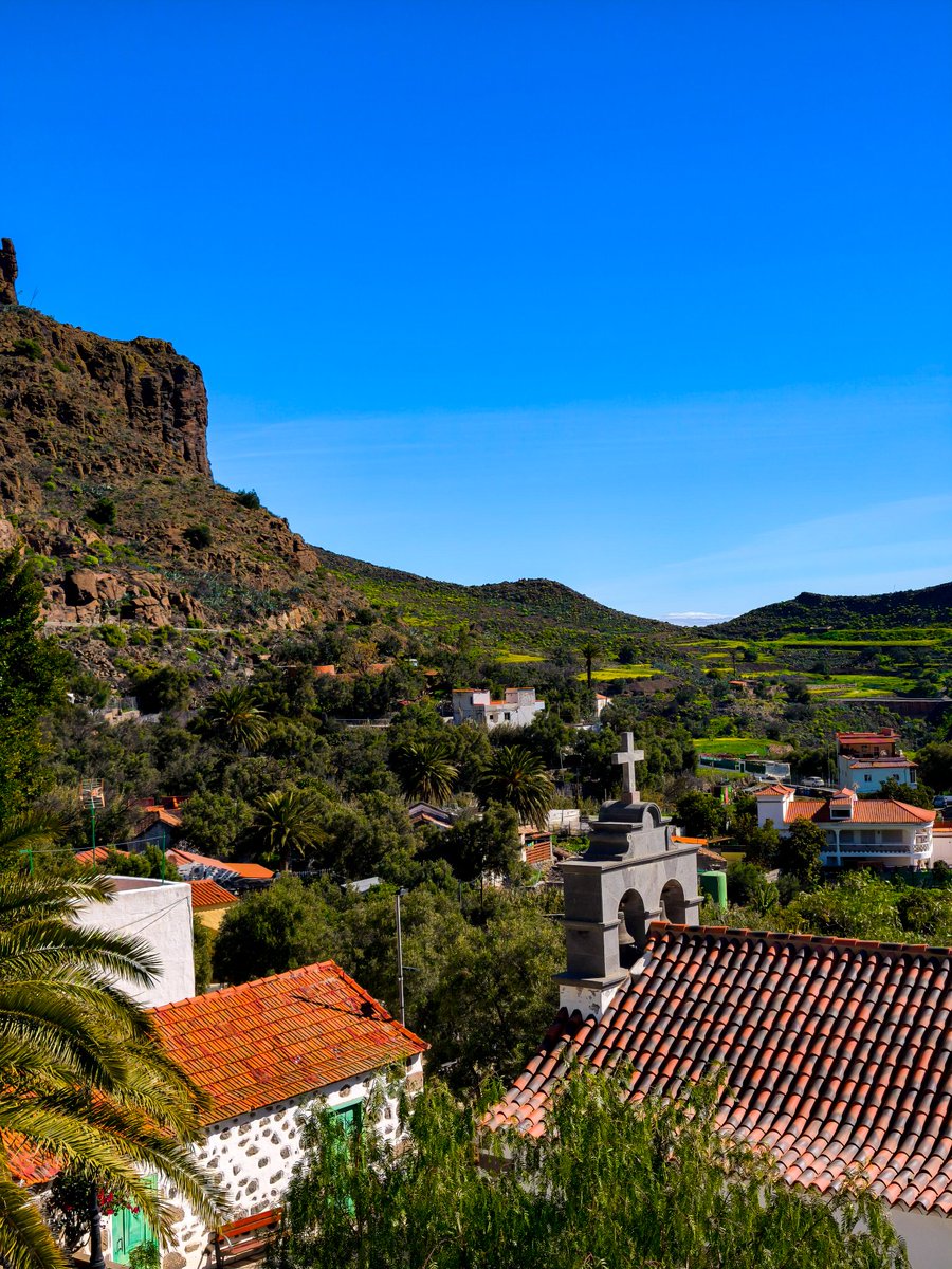 TomCanariiGC's tweet photo. La naturaleza del sureste de Gran Canaria: historia pura esculpida en la roca, pueblos pintorescos y paisajes que conquistan el alma. https://t.co/K4aWzTdqjH