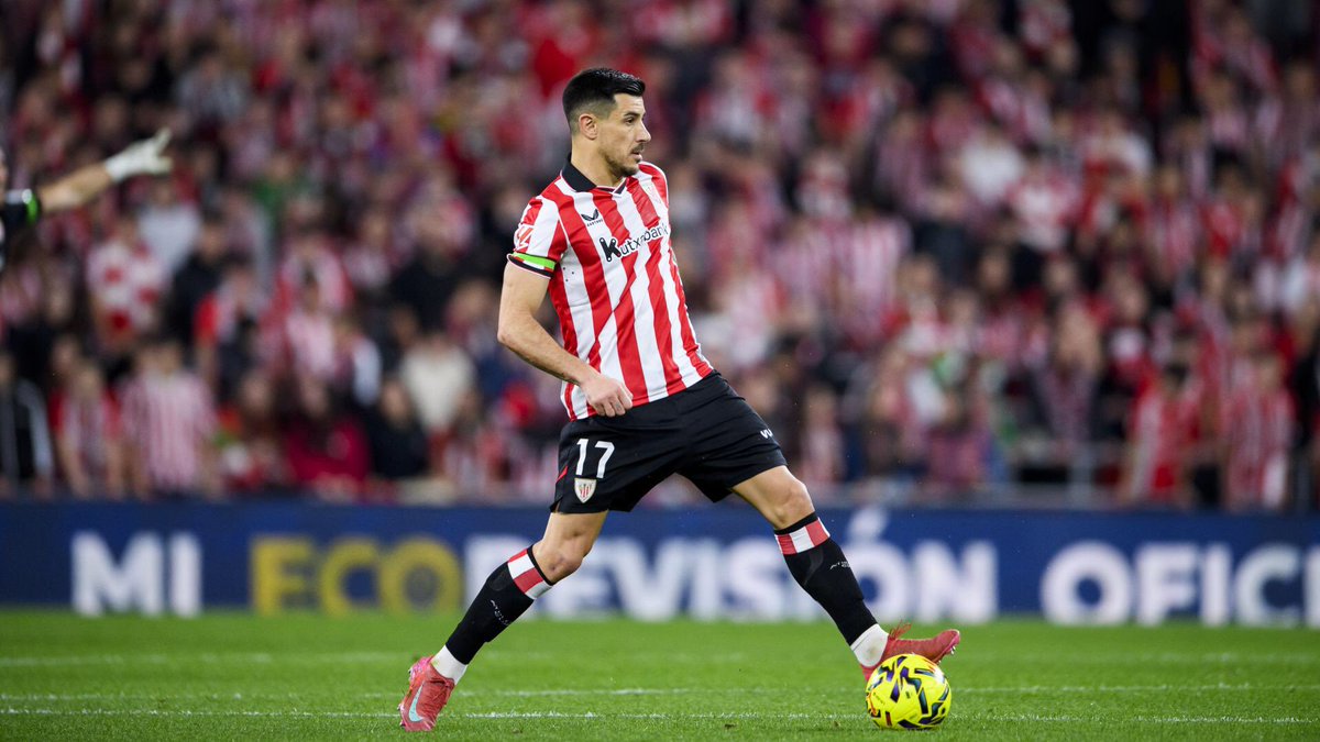 yuriberchiche's tweet photo. ➕1️⃣ en el derbi
 
Trabajo, trabajo y más trabajo para recuperar la senda de la victoria. El miércoles con todo, @AthleticClub! 🔴⚪
 
🔜🏆 #ValenciaAthletic https://t.co/WnIHCqdGOU