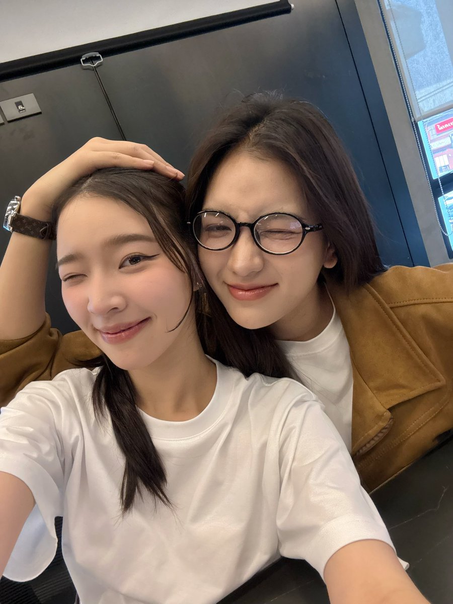 ayaorapan's tweet photo. 🙈🤍 @miephat 
#ayaorapan #miephat https://t.co/wWvOT0GxxD
