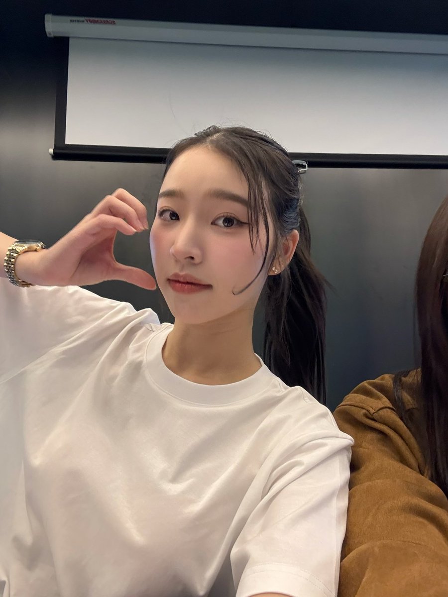 ayaorapan's tweet photo. 🙈🤍 @miephat 
#ayaorapan #miephat https://t.co/wWvOT0GxxD