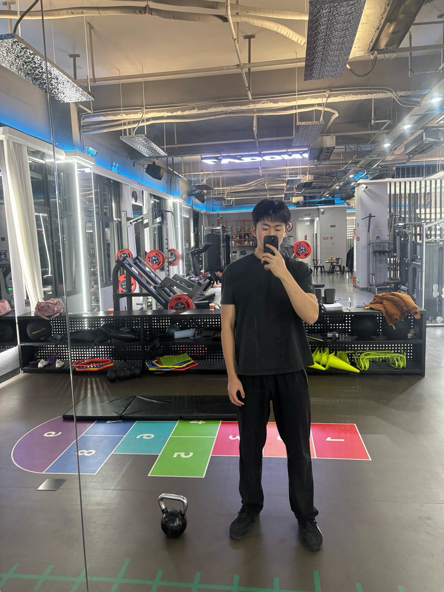 筹码🕊️ tweet media