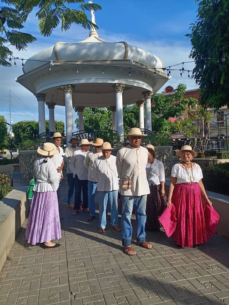 Feria de Salud de la CSS organizada en conjunto con el personal de la Policlínica Roberto Ramírez De Diego. Estas jornadas se estarán realizando una vez al mes, con el objetivo de promover estilos de vida saludables y dar a conocer los diferentes programas y servicios de salud