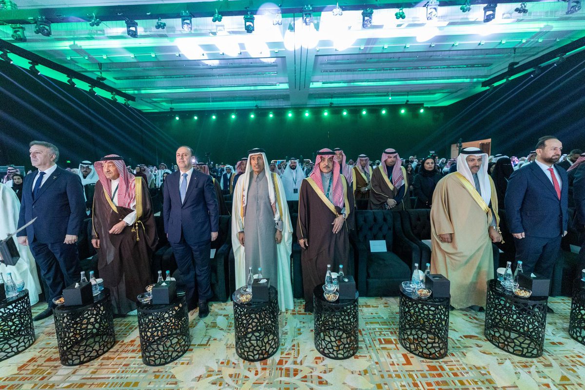 رئيس المؤسسة القطرية للإعلام يستعرض مع وزير الإعلام السعودي التعاون الإعلامي بين البلدين
#قنا #قطر #السعودية 
ow.ly/FaxF50Y7zoy