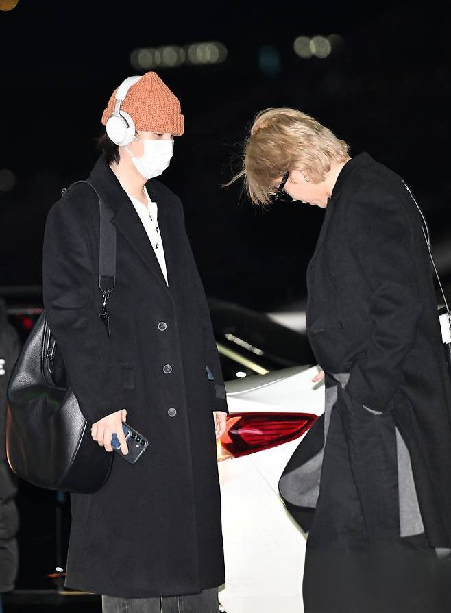 YOONMIN LOOKS SO FINE