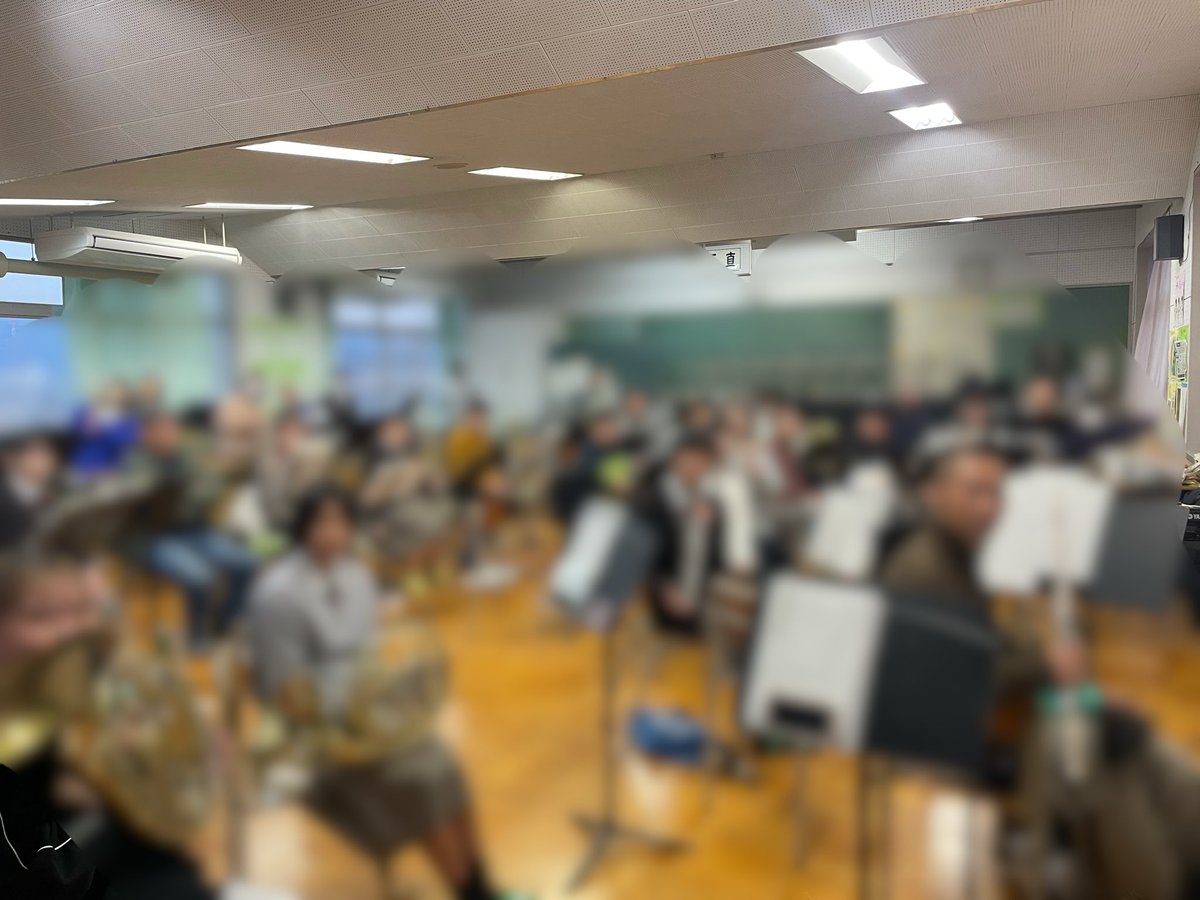 swwo_OBOG's tweet photo. 【1月の練習】

演奏会まで残り1か月を切りました☃️
1月は合奏の他にもパート練習や分奏を行い、じっくり音楽を仕上げていきました！
残りの練習もさらに丁寧で綺麗な音楽になるように頑張ります✨ https://t.co/bClefKz45b