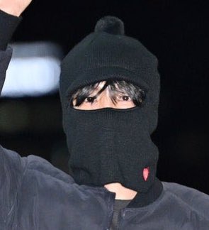 dile⁷ 🪭 new fic 📌 seeing bts vip x4 tweet media