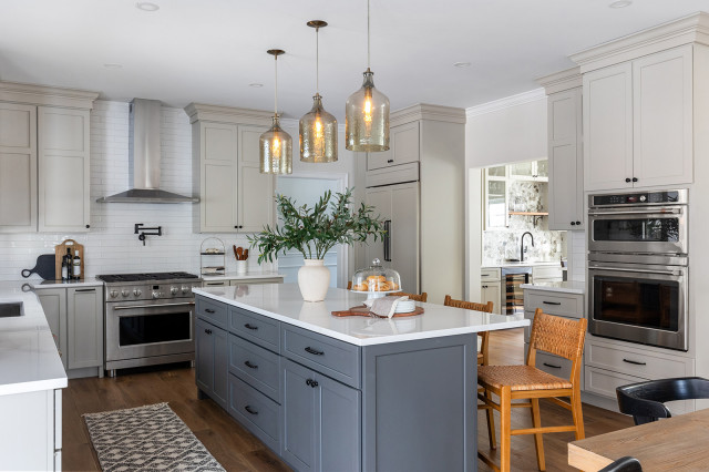 TinaBeane7's tweet photo. Renovating a space is more thoughtful than copying a Pinterest pic, talk to a local Interior Designer before starting your project. #NCInteriorDesigner #NCRealtor #TriadDesigner #TriadRealtor https://t.co/8tKwsQ7l4R https://t.co/eAKO349eWE