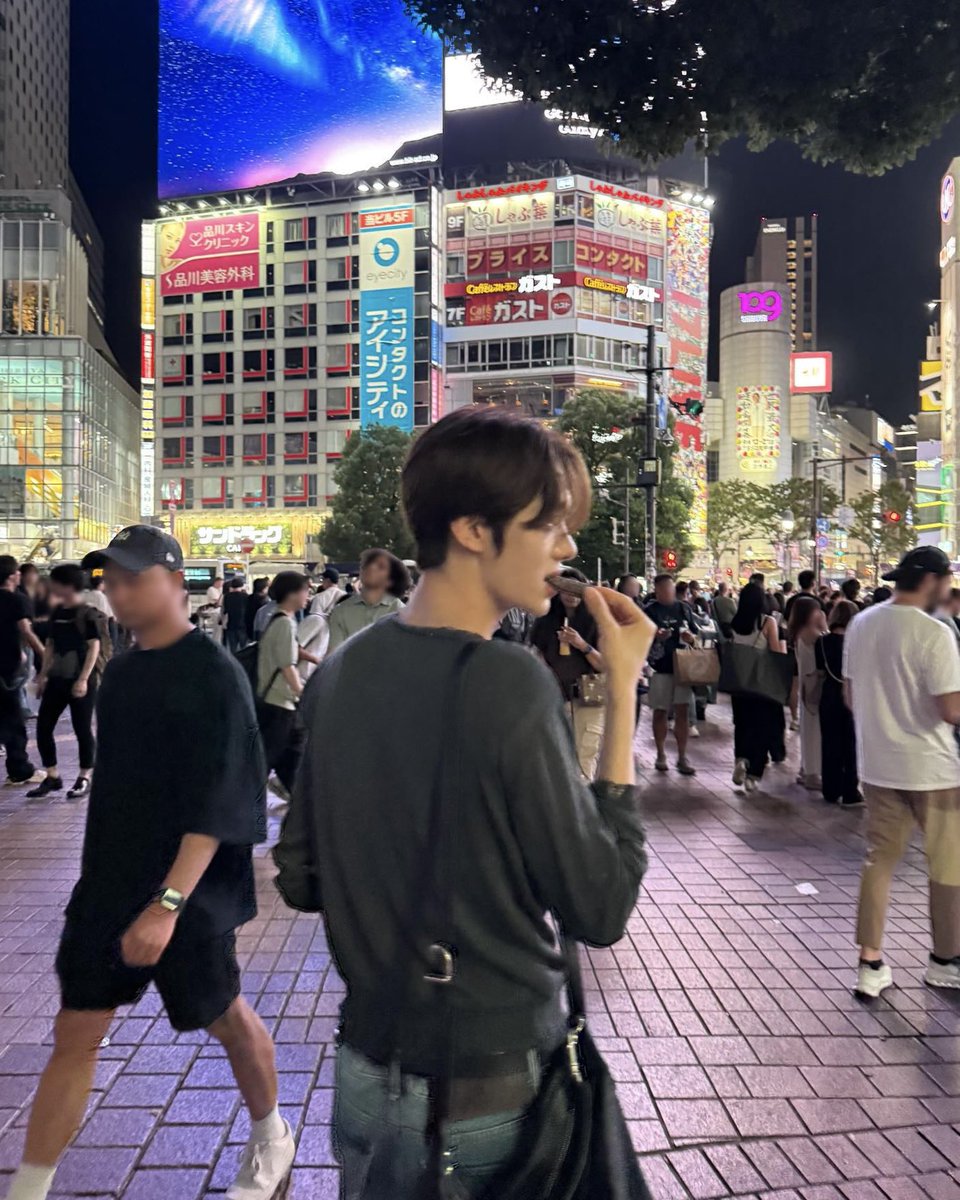 pxpxdxd's tweet photo. 이러지 맙시다 https://t.co/2jqkXByr4c