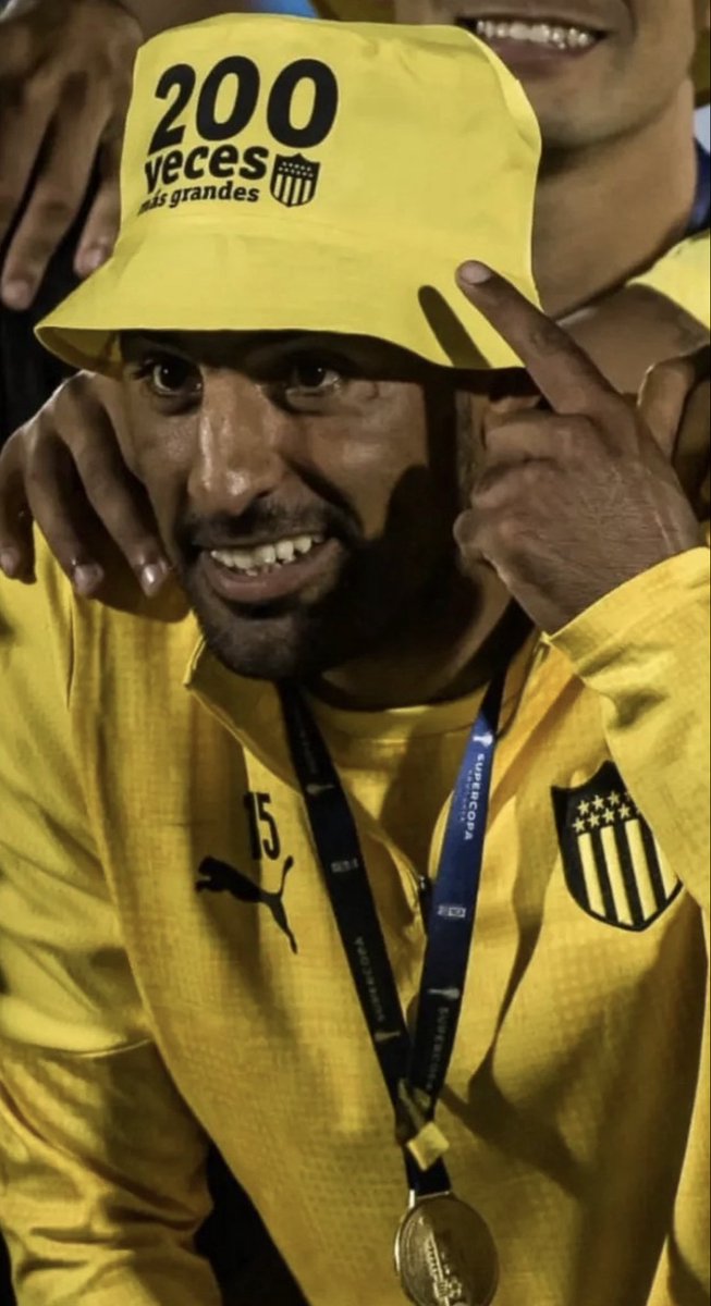 Adrián Bringa tweet media