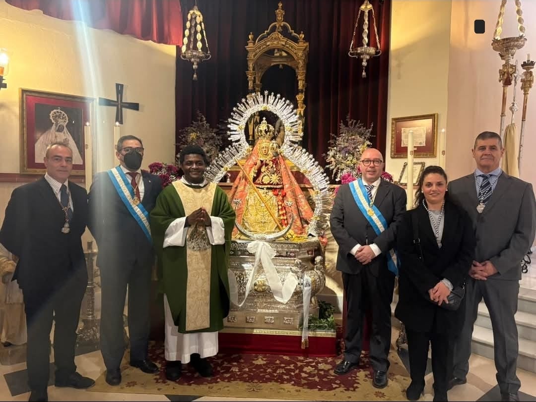 Ayer una representación de la Junta de Gobierno estuvo presente en la Toma de Posesión del nuevo Hermano Mayor de la Fraternidad Mercedaria de la Cabeza. 

Agradecer la invitación y que este año sea fructífero para la Fraternidad.