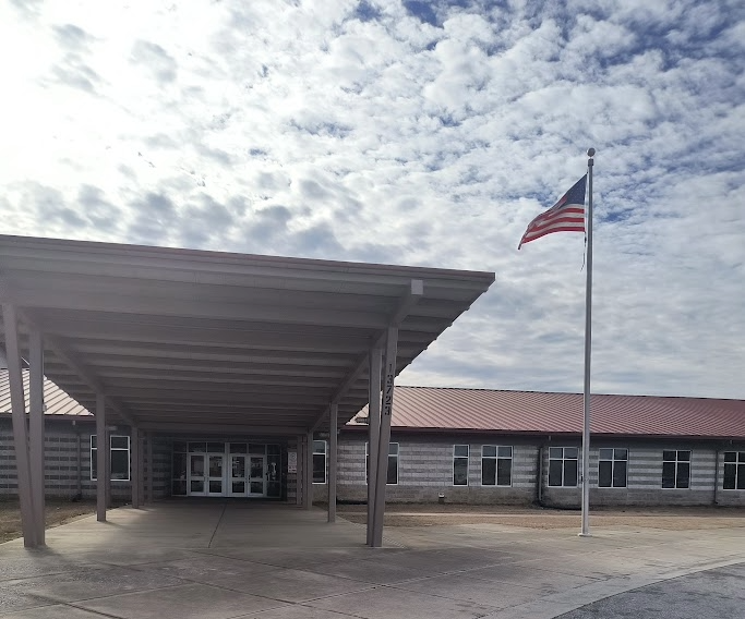 stepup_NCSSM's tweet photo. Recently, Step Up to STEM traveled with @NCSSMAdmissions to Halifax County! Thank you to @EnfieldSteam &amp; to Ms. Linautica Hardy for hosting us! We are grateful to have had the opportunity to connect with the students and staff and share information about our school and programs. https://t.co/WbIT5MqNME