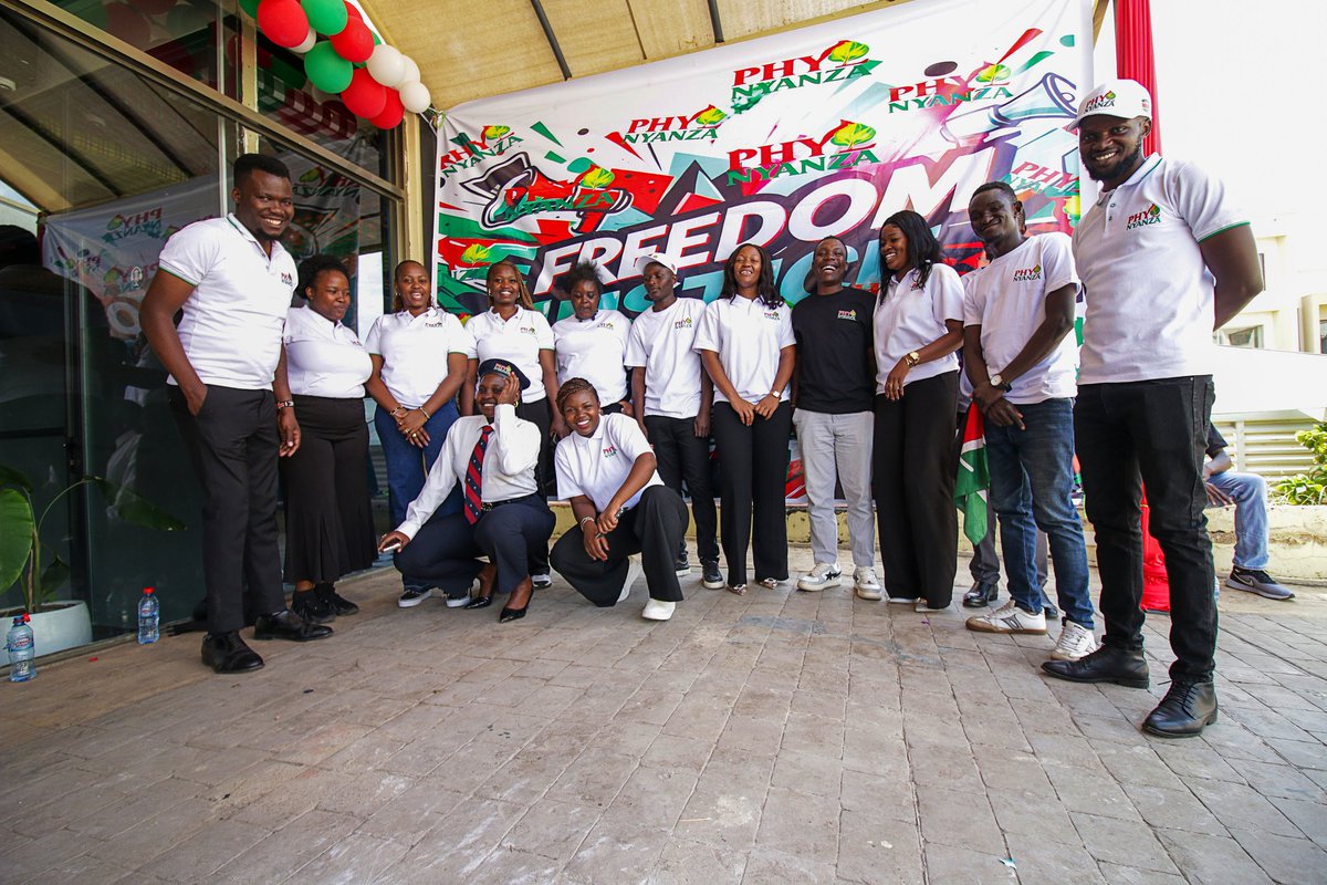 NyanzaPhyl8086's tweet photo. On Sunday the 31st of January, #PHYL hosted a successful Launch event that saw youths from various parts of Nyanza and it's environs gather together for a great course. To see our beautiful country Kenya moving forward...
We are PHYL!!!
#pamojaforhaki
#nyanzarising
#youthled https://t.co/FImxlURC7P