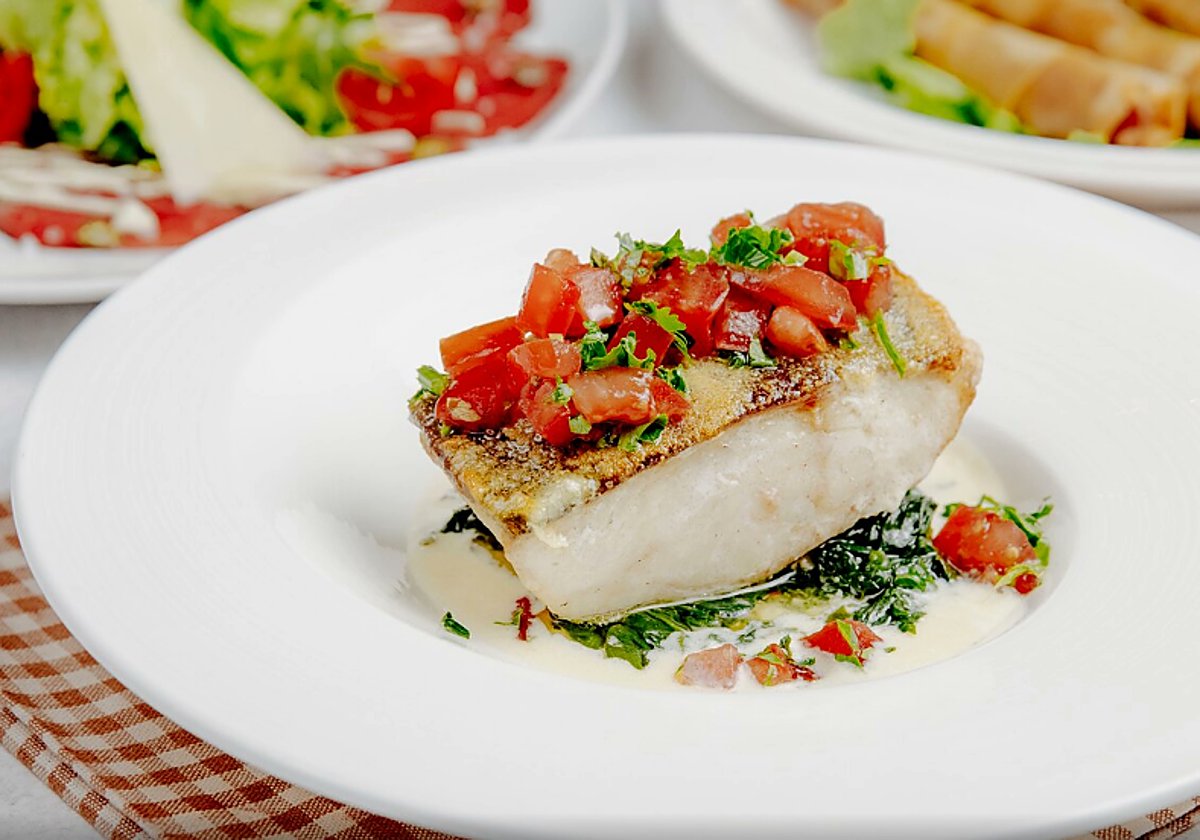 Delicatessenred's tweet image. Descubre por qué el #bacalao es un imprescindible en tu cocina (y 3 #recetas para disfrutarlo) 👌🐟 acortar.link/DuYySn