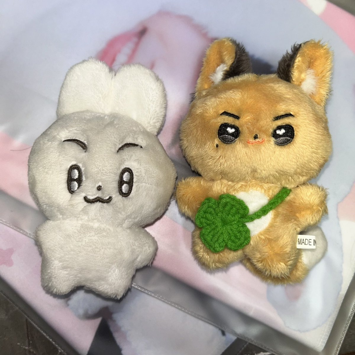 Mulkonge's tweet photo. 투바투 txt 인형 sell 

각각 
뽀바투 말랑빈 수빈 1.3
하뚜바투 하뚜쭌 연준 1.1

일괄 2.3

반택 끼택 +0.2

wts wtb 수빈 범규 연준  yeonjun soobin beomgyu 말랑쭌 뽀송밤 말랑닝 투모로우바이투게더 tomorrowxtogether 양도 판매 https://t.co/3qzOpxTwOO