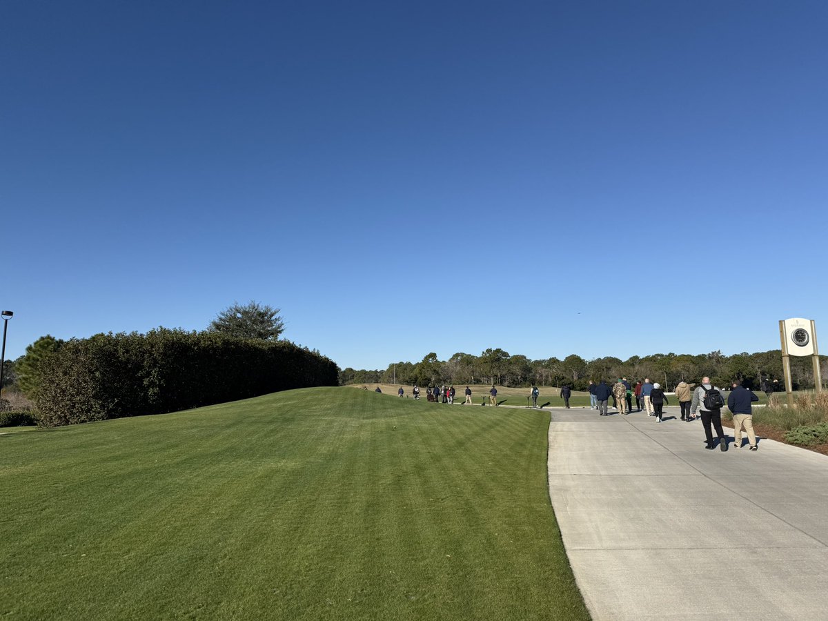 Brady Hooks tweet media