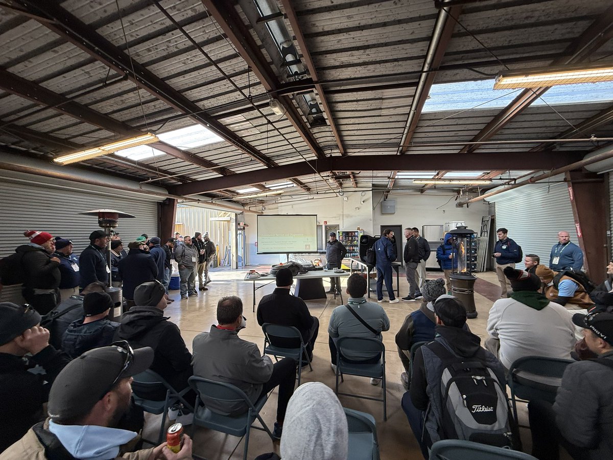 Brady Hooks tweet media