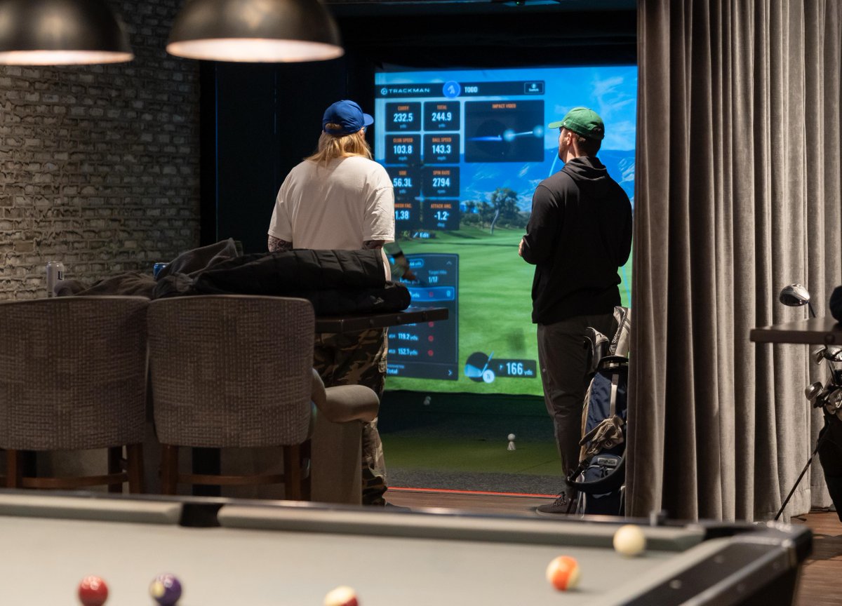 When it's cold outside, swing by YBR and roll with us! This weekend, we enjoyed live music with Chris Eves, bowling, and even some golf (practicing for the warmer weather, of course!).