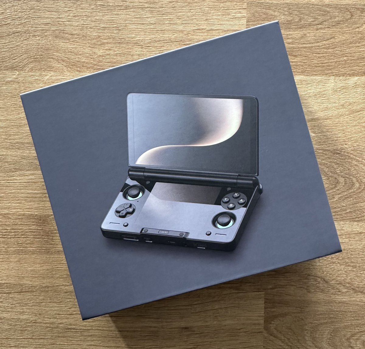 Han llegado cositas 😎

#AYNThor