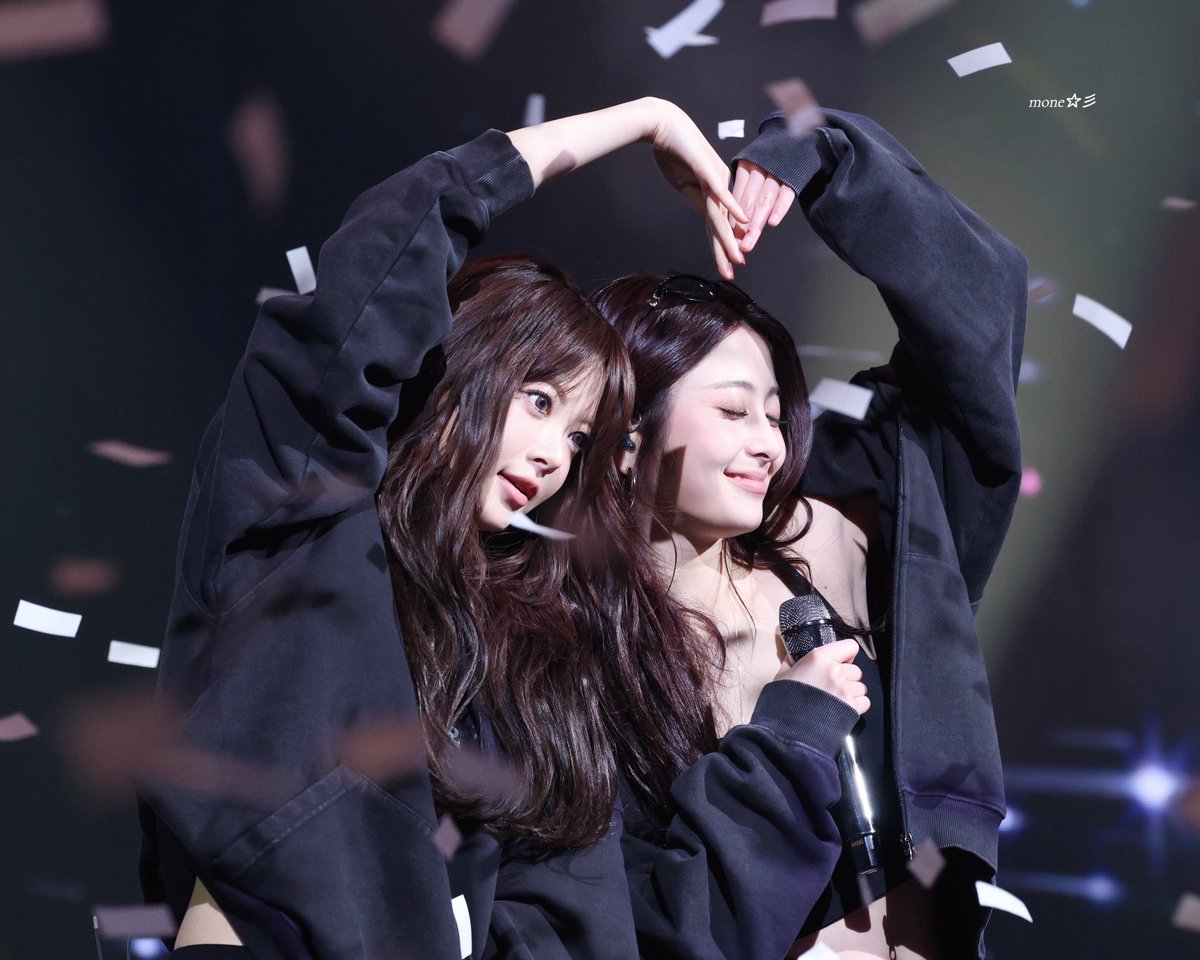 ‎^_-☆ tweet media