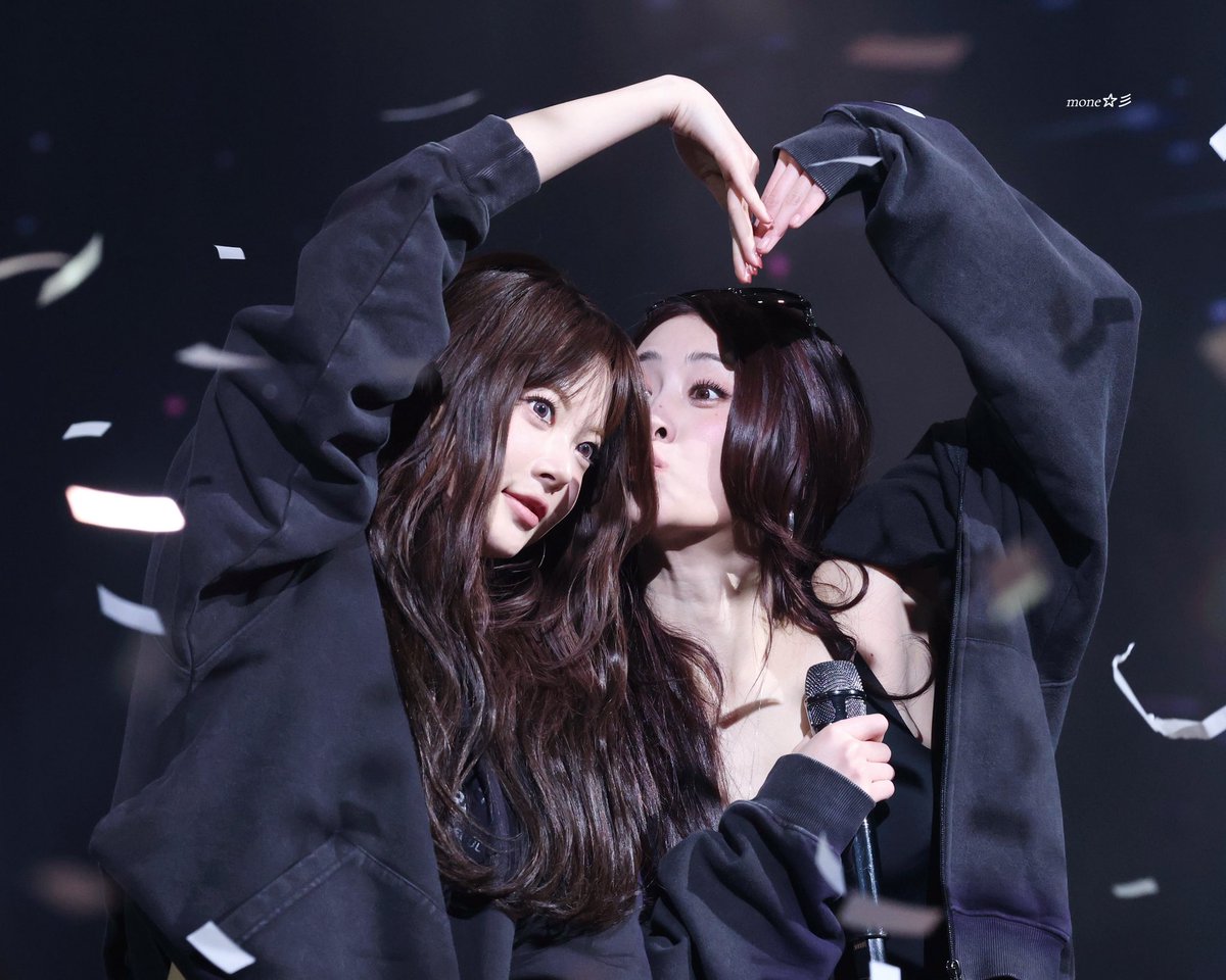 ‎^_-☆ tweet media