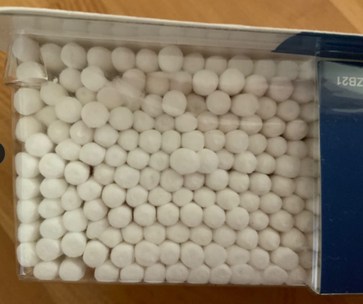 ItalyEstes's tweet photo. 69K+ reviews • 100K+ bought last month 😮
Amazon Basics Cotton Swabs – 500 pcs
$2.65 👉https://t.co/V1rz3eZ22D 

#CottonSwabs 
#PersonalCare 
#BeautyEssentials 
#BabyCare 
#DailyHygiene
#ad
#AmazonBasics
#Under5
#AmazonAffiliate https://t.co/FhlqrQwVPU