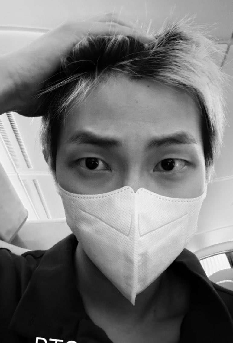 btschartsdailyc's tweet image. #RM via Instagram Story 💜

🐨: BTS after 4 years back in business