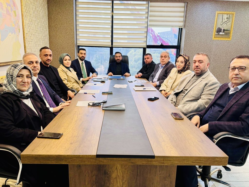 📍AK Parti Seyhan İlçe Başkanlığı

Şubat Ayı Seyhan Belediyesi Grup Toplantımızı, İlçe Başkanımız ve Meclis Üyelerimizle bir araya gelerek gerçekleştirdik.

Seyhan’ımıza hizmet yolunda birlik ve beraberlikle çalışmaya devam edeceğiz.

<a href="/omerrcelik/">Ömer Çelik</a> 
<a href="/abuyukgumus/">Ahmet Büyükgümüş</a> 
<a href="/avyusufibis/">Yusuf İBİŞ</a>