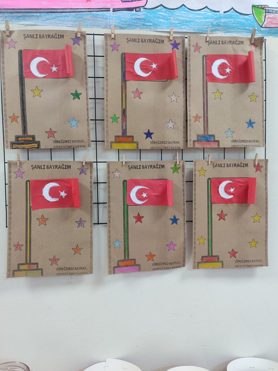 #BayraklaBaşlayanOkul