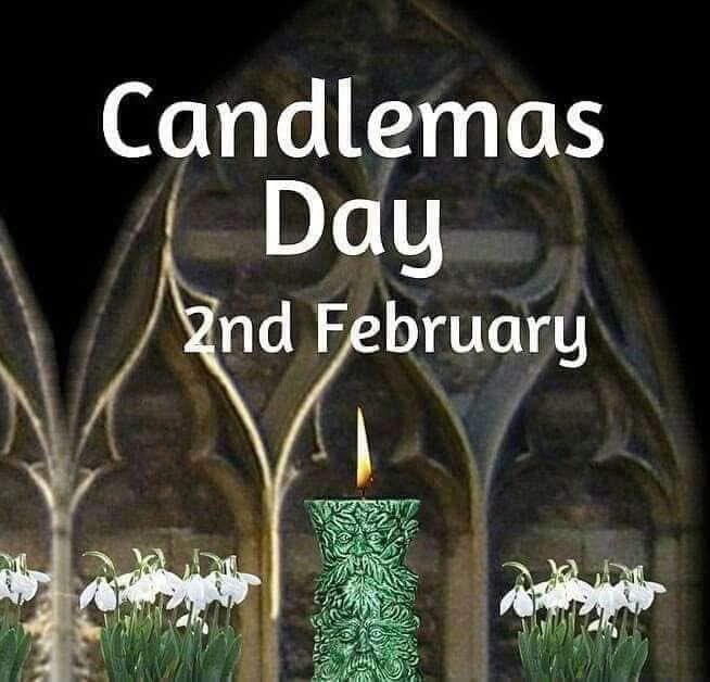 MVNaomhEanna's tweet image. If Candlemas Day be fair and bright,
Winter will have another flight,
But if it be dark with clouds and rain,
Winter is gone, and will not come again.
- An old saying

Blessings to you all on Lá Fhéile Muire na gCoinneal "feast day of Mary of the Candles"  or Candlemass day