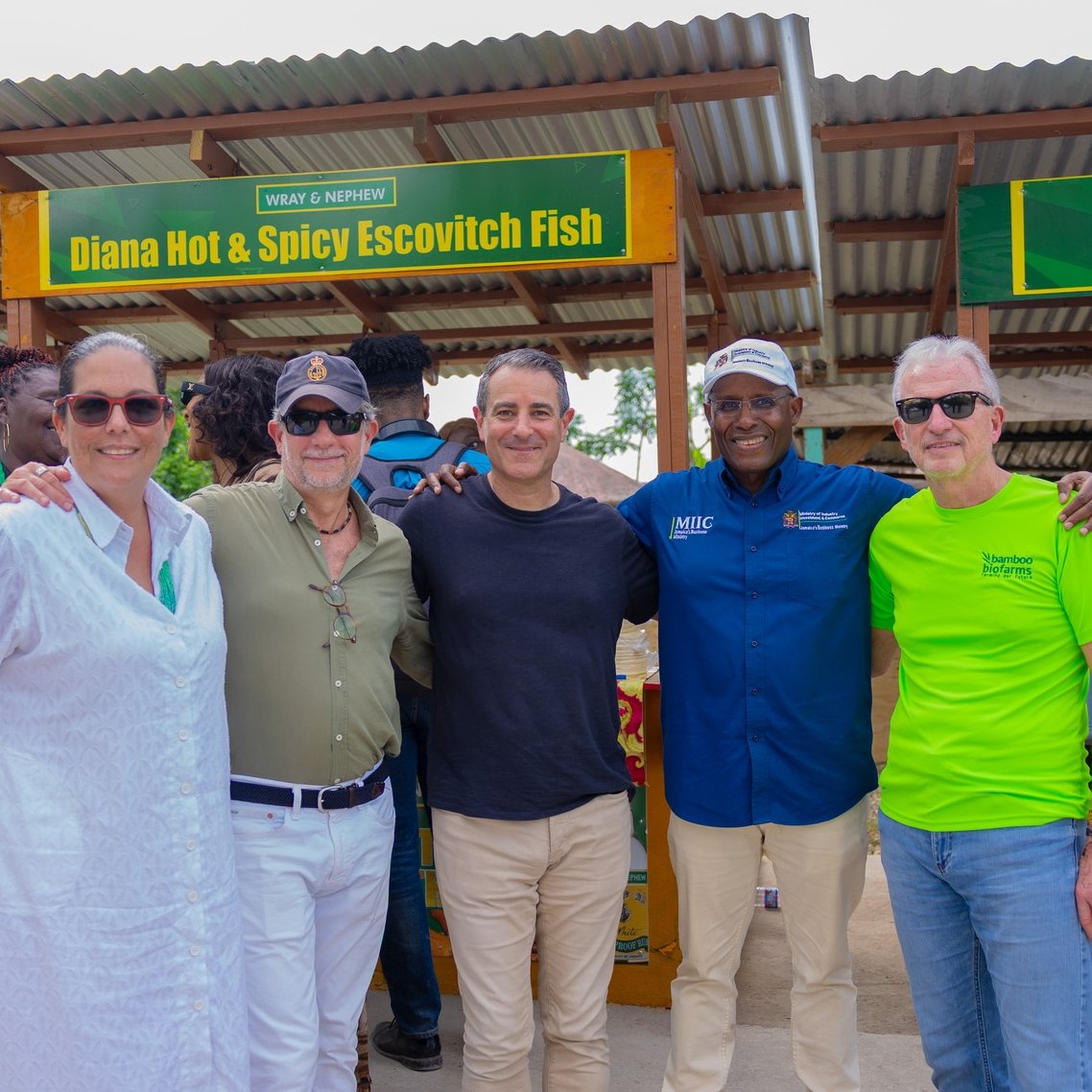 bamboobp's tweet photo. Reliving moments from the official reopening of the restored business kiosks at Border, #StElizabeth — a powerful example of recovery, #resilience, and community livelihoods in motion. We were pleased to attend alongside Senator the Hon. @HillAubyn
📸 @industryminja #Jamaica https://t.co/9r3Xct7o6L