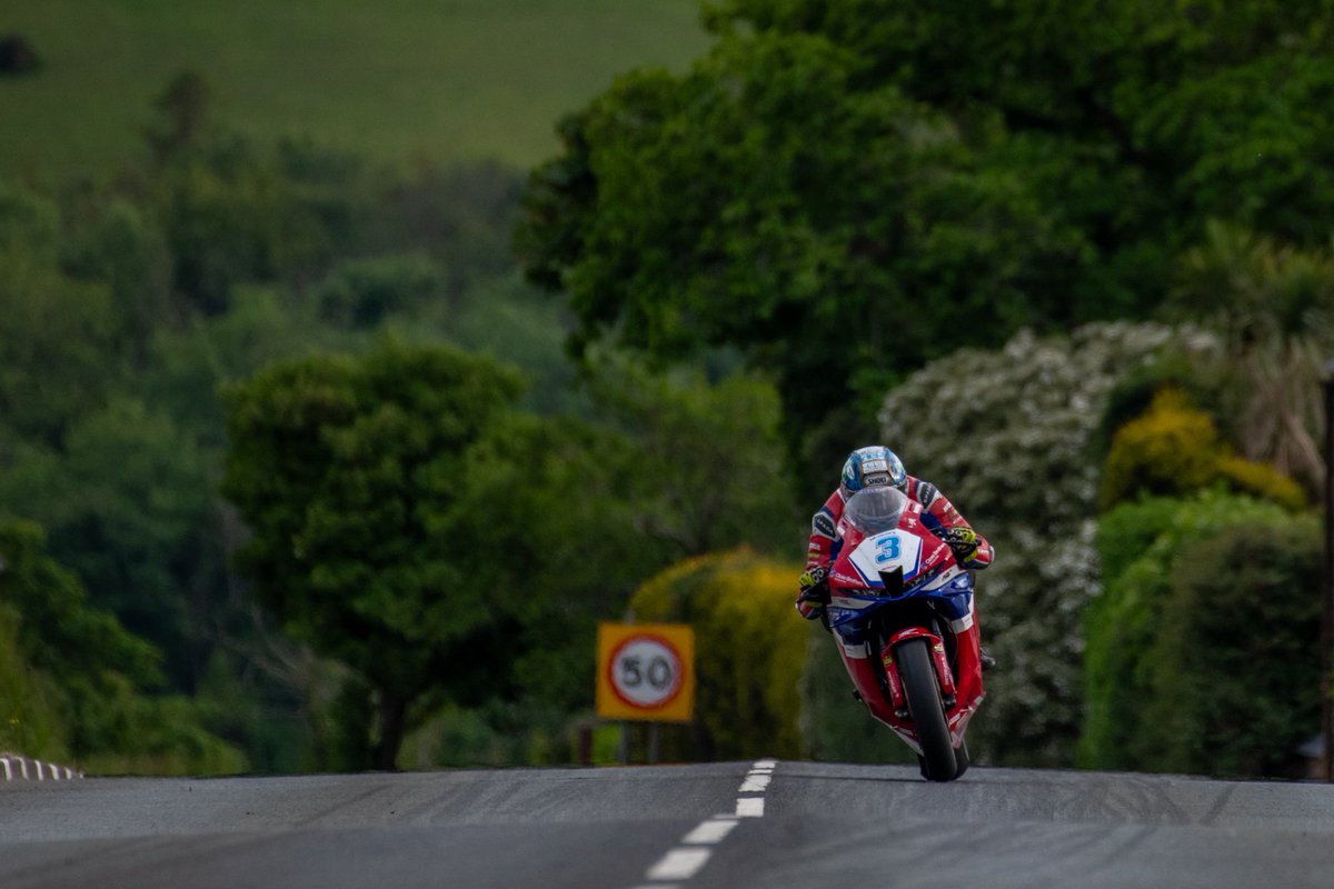 markspicsiom tweet media