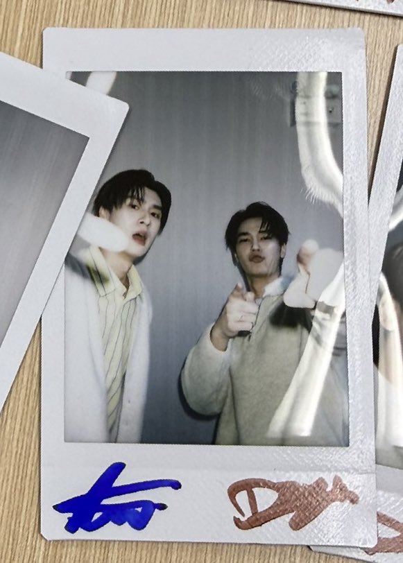 #GarnierMochiCreamxDewTee
#dewtee #ดิวธี 

🐰: 😨😨                                           🤎: 😘😘