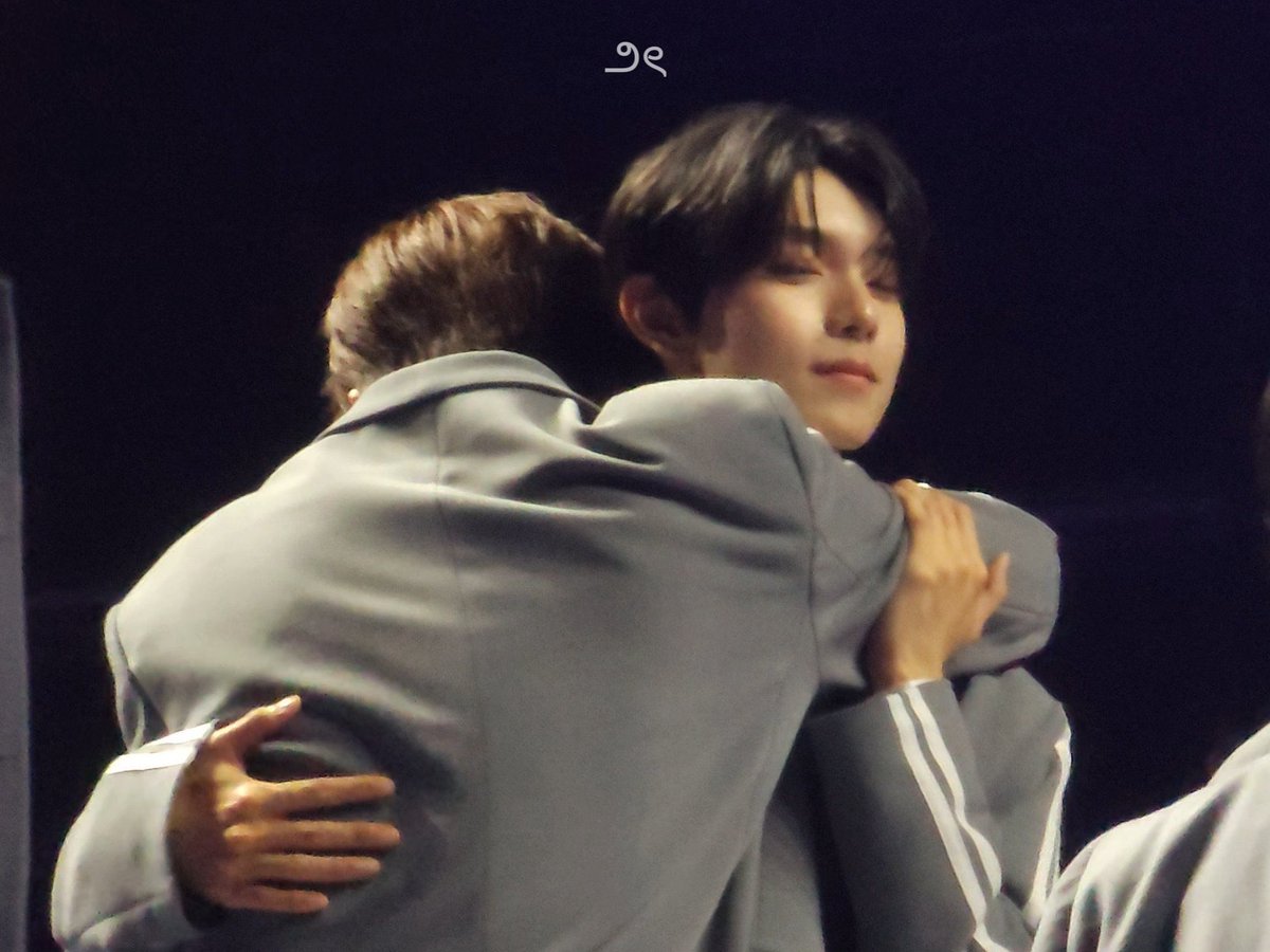 ccherry_u's tweet photo. 읒립좋은점: 180 ㅊㄹㅇ가 작아보임 https://t.co/2uREGpNFOu