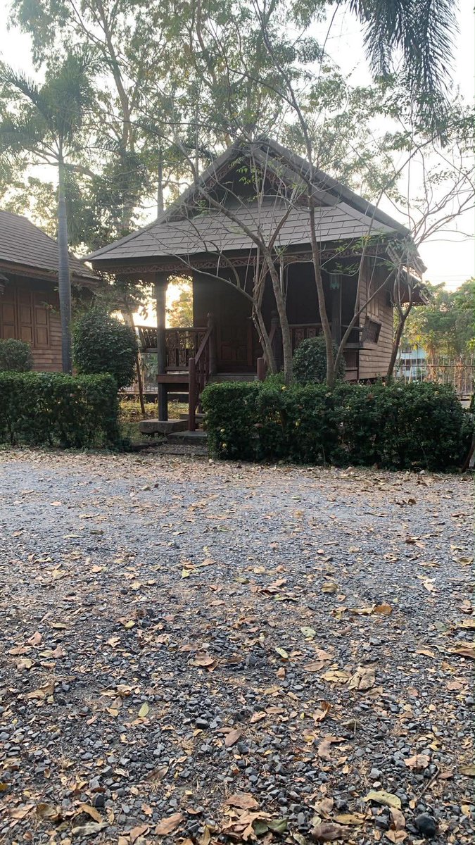 วังเวงงงงงง ….🤣

#ลาดหลุมแก้ว