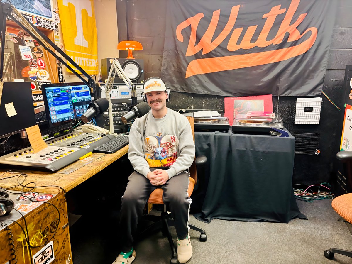 UT School of Journalism and Media tweet media