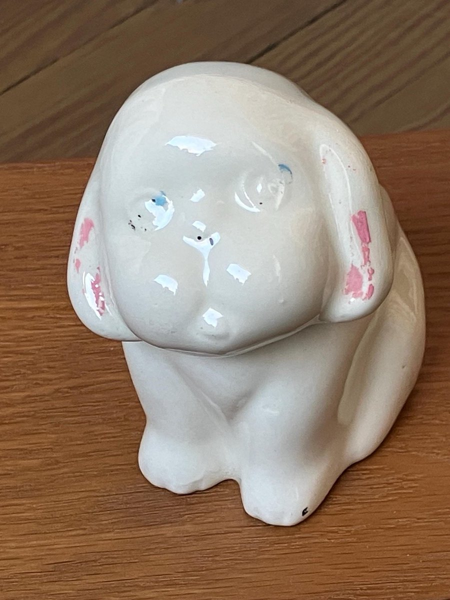 Pawdorable little puppy planter, circa 1940s, seeks new home! RETWEET my sweets! vintagetrunkandart.etsy.com/listing/445127…