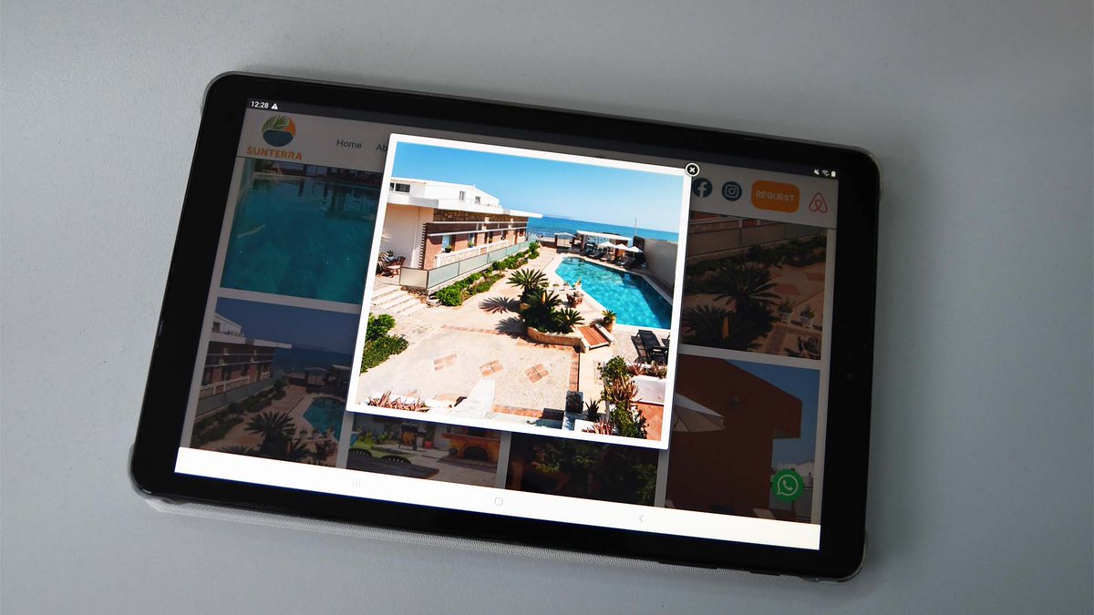 imonlinegr's tweet photo. Οι εικόνες και τα βίντεο δεν είναι απλώς συνοδευτικό υλικό. Είναι ο τρόπος με τον οποίο το brand σας “μιλά” πριν καν διαβαστεί μια λέξη. Και αυτός ο τρόπος πρέπει να είναι ξεκάθαρος, ποιοτικός και αυθεντικός.

#imonline #wwwhatsnext https://t.co/wYB6F1jhSz