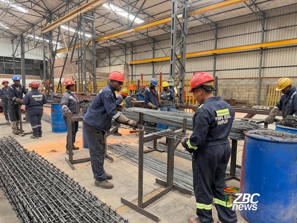 ZBCNewsonline's tweet image. BULAWAYO’s manufacturing sector is recording renewed growth as Government policy support and industrial incentives begin to lift production capacity, safeguard local manufacturers and stimulate job creation.

zbcnews.co.zw/government-int…