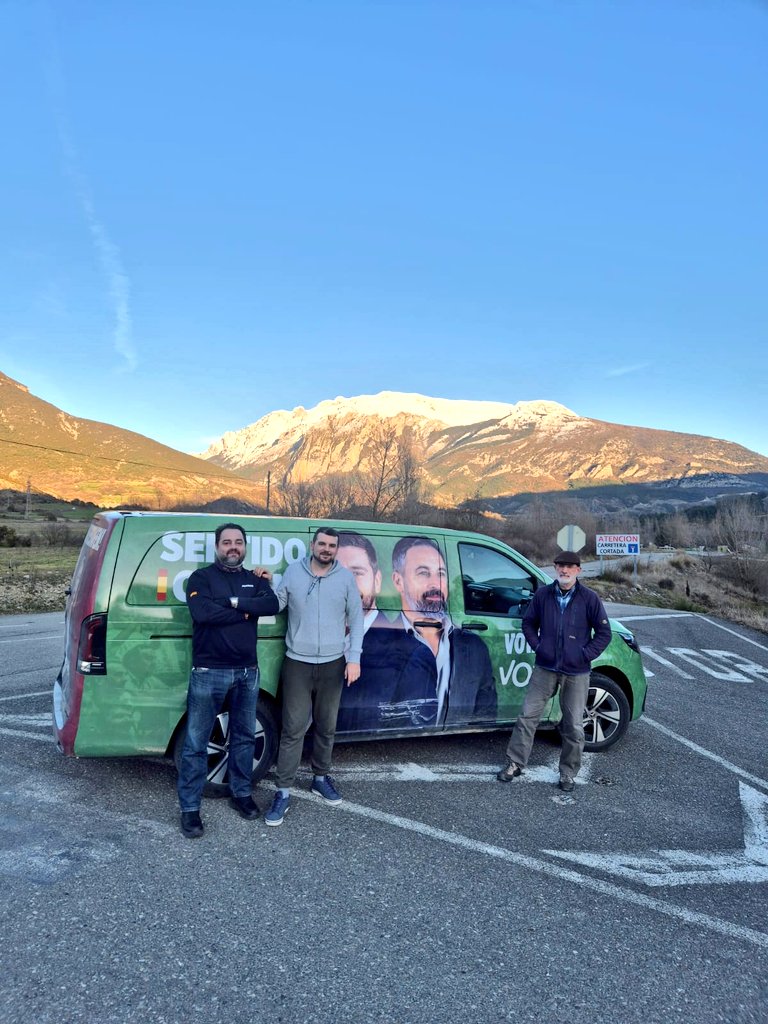 DavidArranzVox's tweet image. #Barbastro, #Aínsa, #Sesué, #Benasque, #Castejón, #Campo, #Boltaña...
Comarcas de #Somontano, #Ribagorza y #Sobrarbe.
#SentidoComún
#Elecciones2026 
#8FAragón
Vox en ruta por Aragón 💪🏻🇪🇸🚙