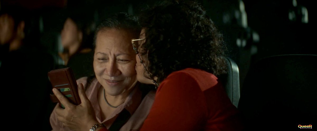 sapphilms's tweet image. sisenta! (short, 2025) dir. mae malaya 🇵🇭

a newly-turned sixty-year-old woman who just obtained her senior citizen card reunites with a long-lost high school friend, sparking a journey of nostalgia, self-discovery, and rekindling romance.

🔗 youtu.be/bygv42G36Ng?si…