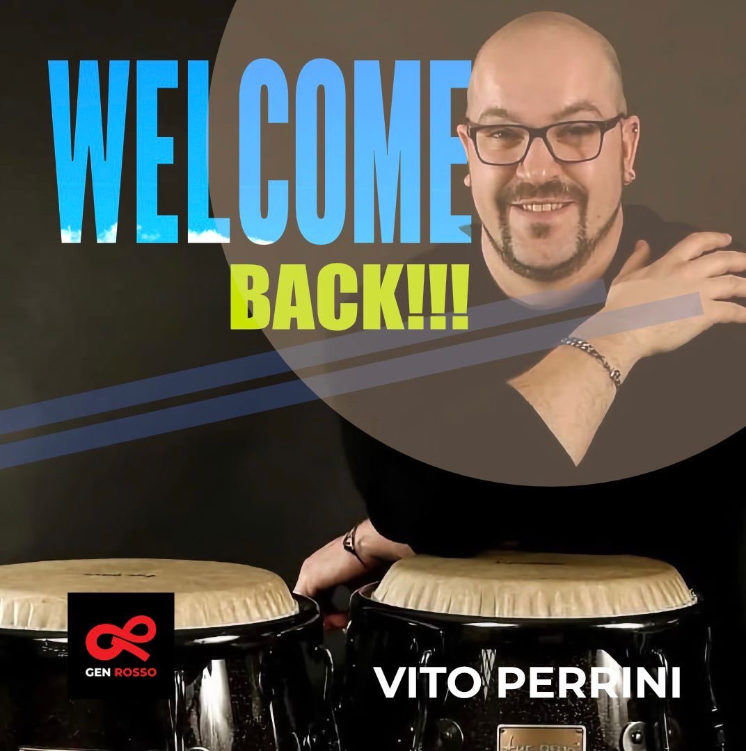 Bentornato, Vito! 🥁✨
Siamo felici di dare il benvenuto a Vito Perrini, che torna a far parte del Gen Rosso dopo la bellissima esperienza del 2018–2019! 

Nuova energia, nuova avventura...
Let’s go! 🚀

#genrosso #drummer #livemusic #tour