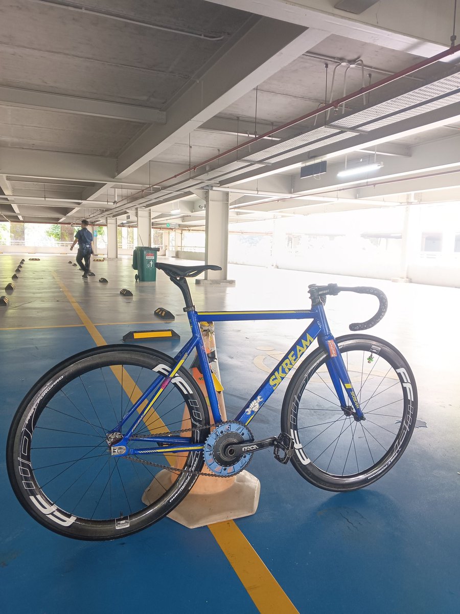 Rangga Cakep tweet media