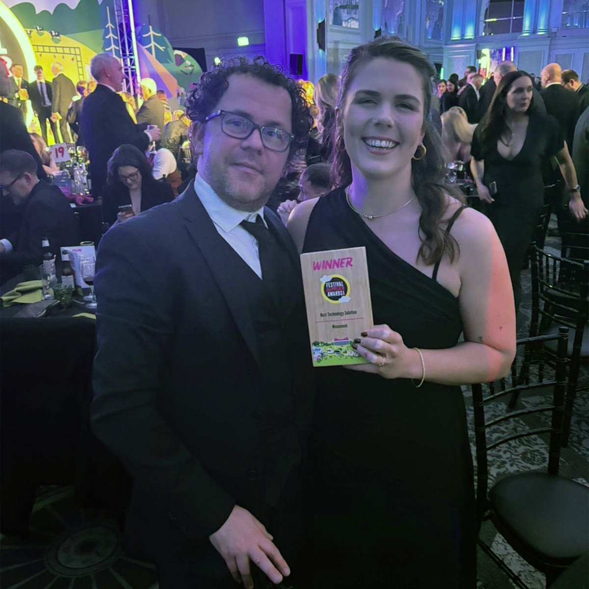 Weezevent tweet media