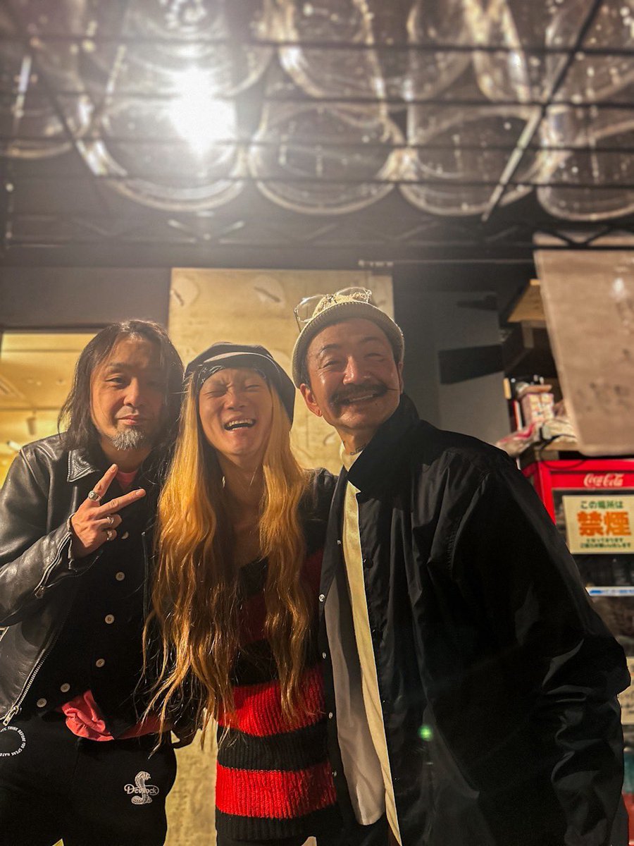 kazrock1977's tweet photo. 先週末のYAMADASONIC Vol.3.5にご来場のお客様、出演者、バズフロントのスタッフ、関わってくれた全ての方に感謝🙏🙏🙏
おかげさまで、無事8回目も終える事が出来ました😊
今後とも引き続きよろしくお願い致します😊🙏
2026/02/02
山田 一彦
#ヤマソニ
#YAMADASONIC
#新年会
#BuzzFront
#横浜 https://t.co/lNSaEoJFFS