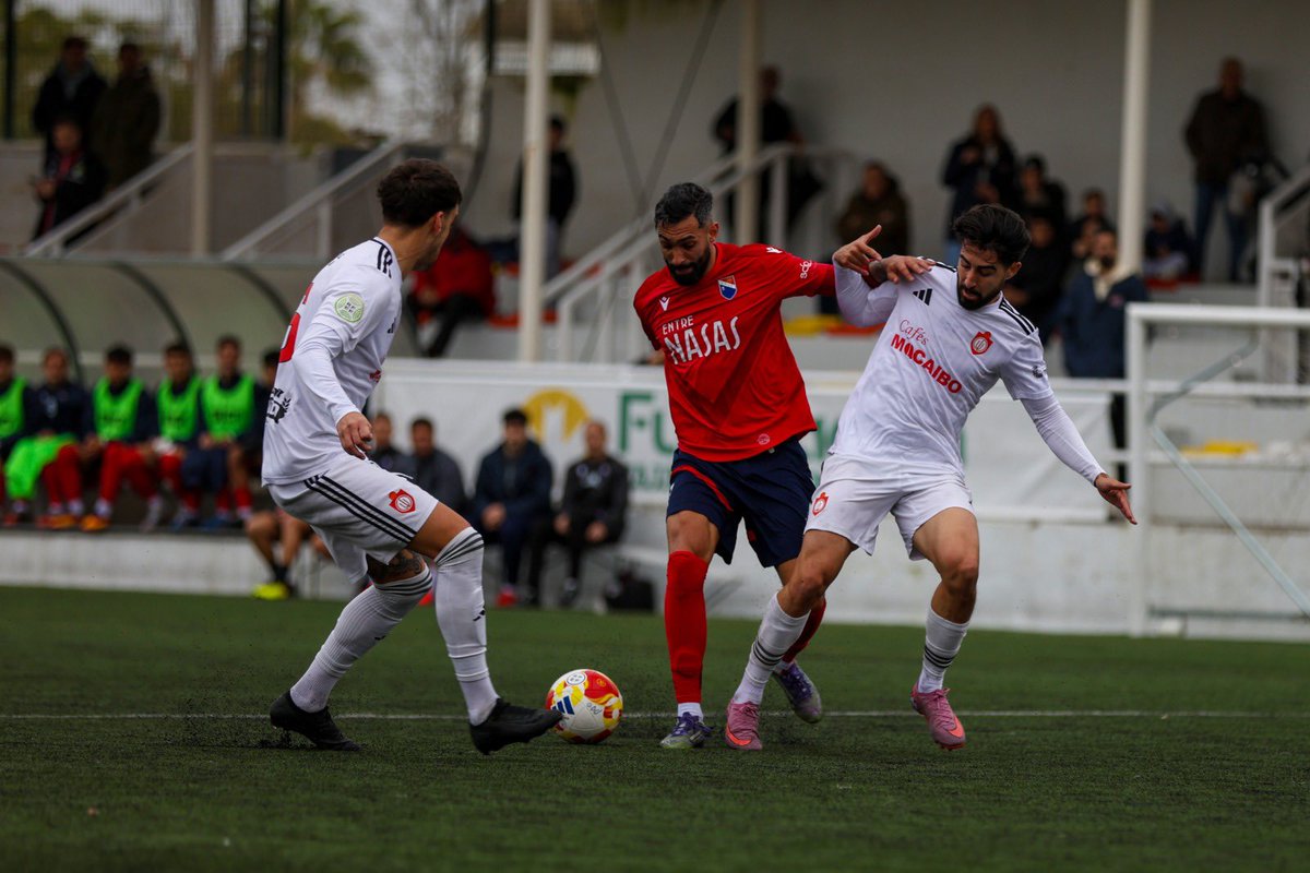 _Doshermanascf's tweet photo. 📸 Galería fotográfica del encuentro disputado ayer ante el Utrera.
#UtreraDosHermanasCF 1-3
#AquíNadieSeRinde
#AúnQuedaLoMejor https://t.co/dJWhRJReUf