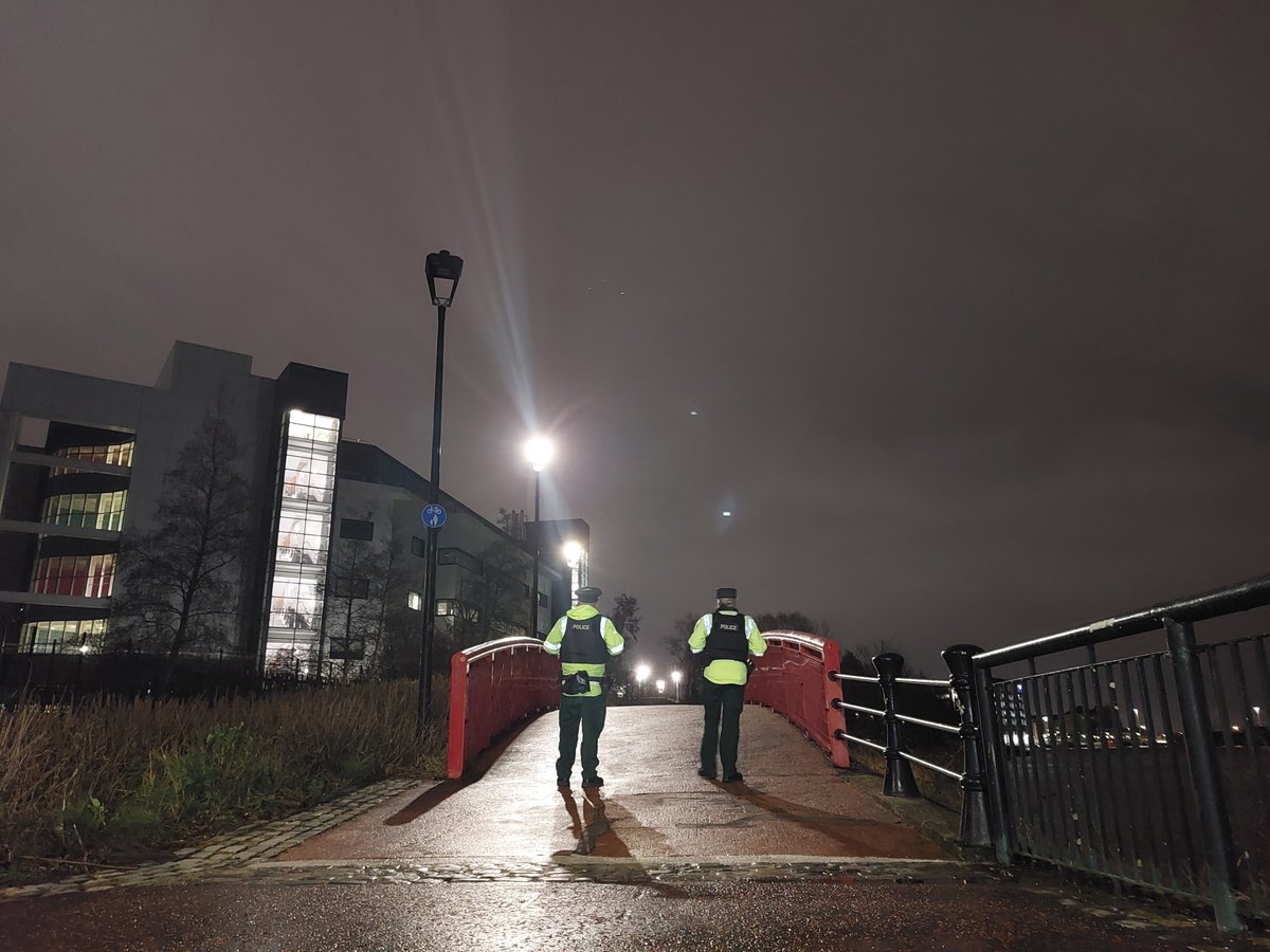 Police Belfast City Centre tweet media