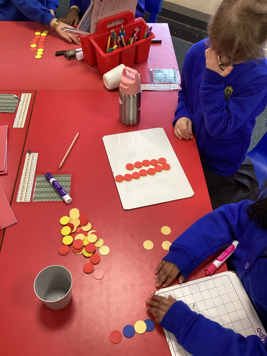 StMaryB17's tweet photo. #Y2 have been finding the difference of two with numbers in #FluencyBee https://t.co/gTx6af0mj9