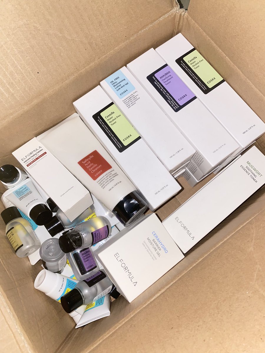 naya store tweet media